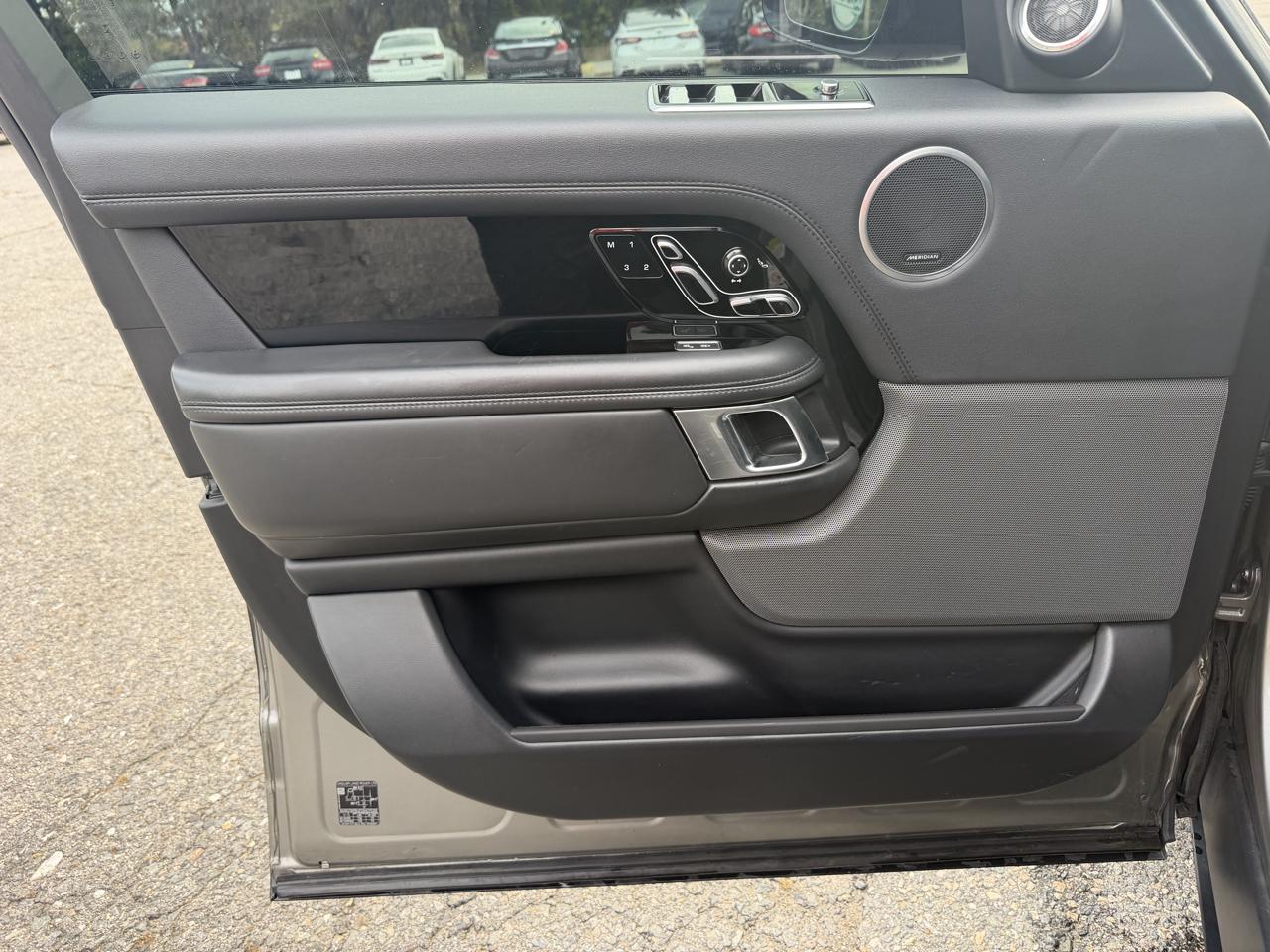 Land Rover Range Rover V8 Supercharged SWB 2019