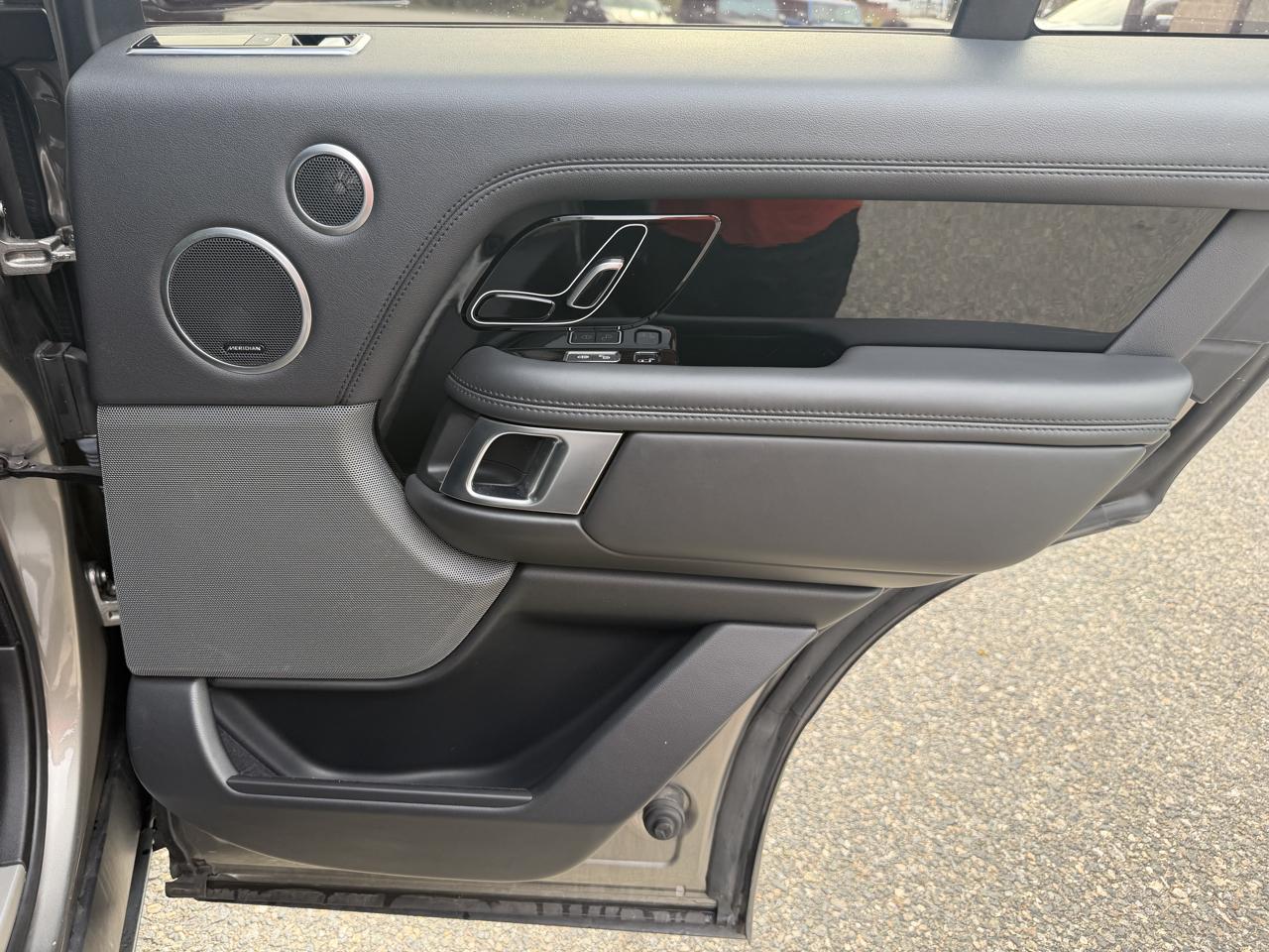 Land Rover Range Rover V8 Supercharged SWB 2019