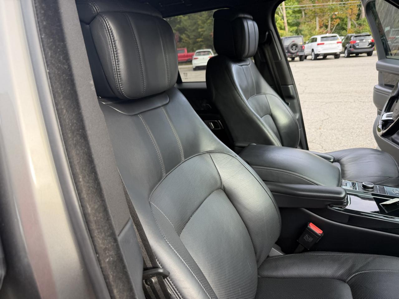 Land Rover Range Rover V8 Supercharged SWB 2019