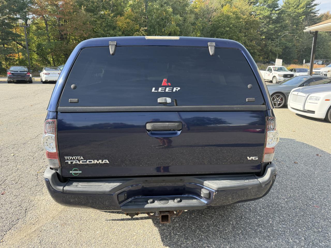 Toyota Tacoma 4WD Access Cab V6 MT (Natl) 2013