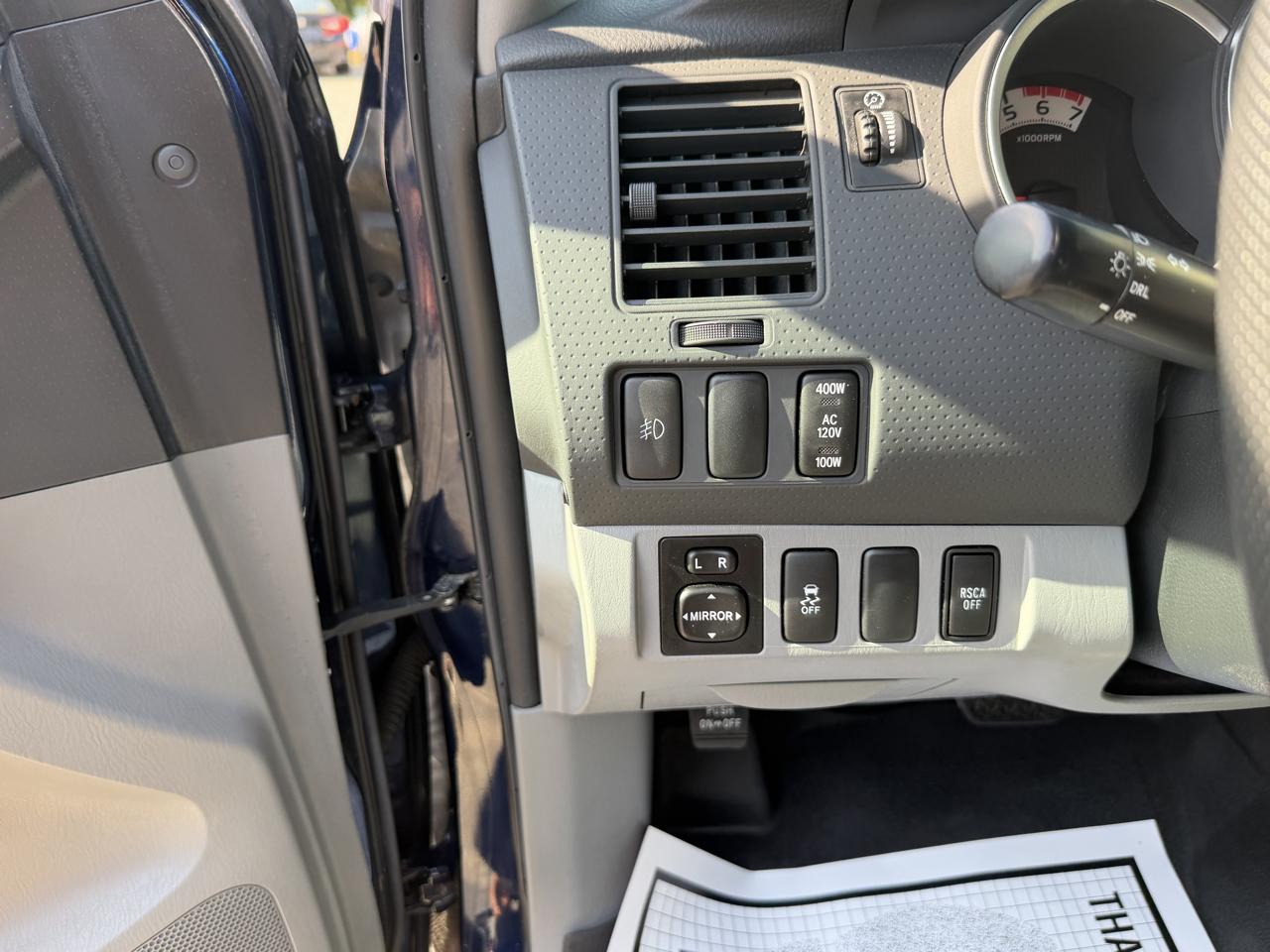 Toyota Tacoma 4WD Access Cab V6 MT (Natl) 2013
