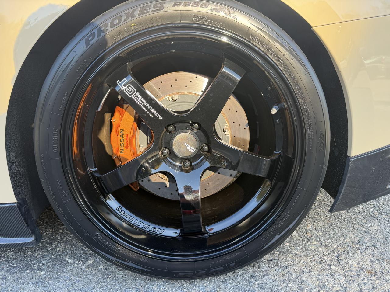 Nissan GT-R 2dr Cpe Premium 2014