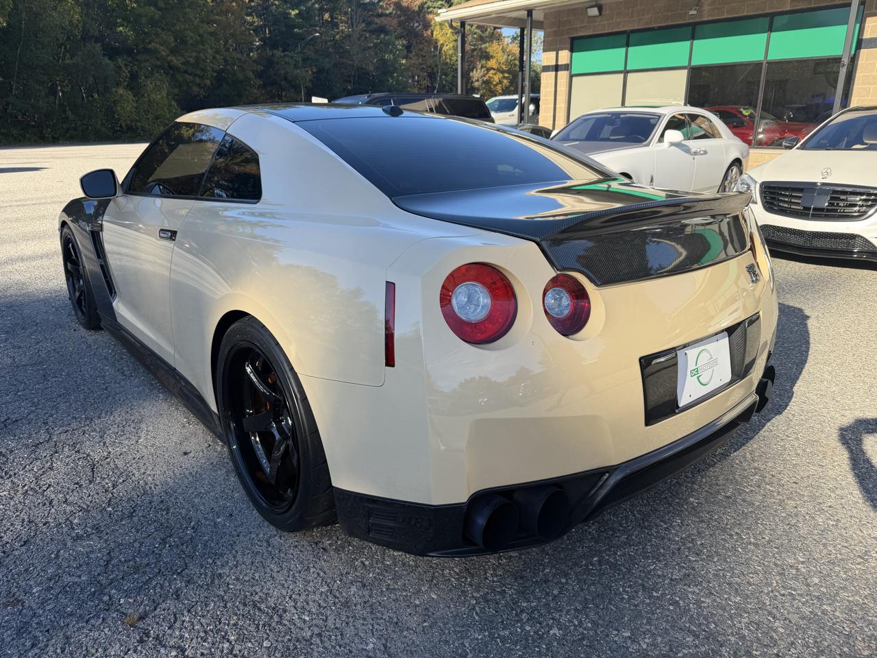 Nissan GT-R 2dr Cpe Premium 2014
