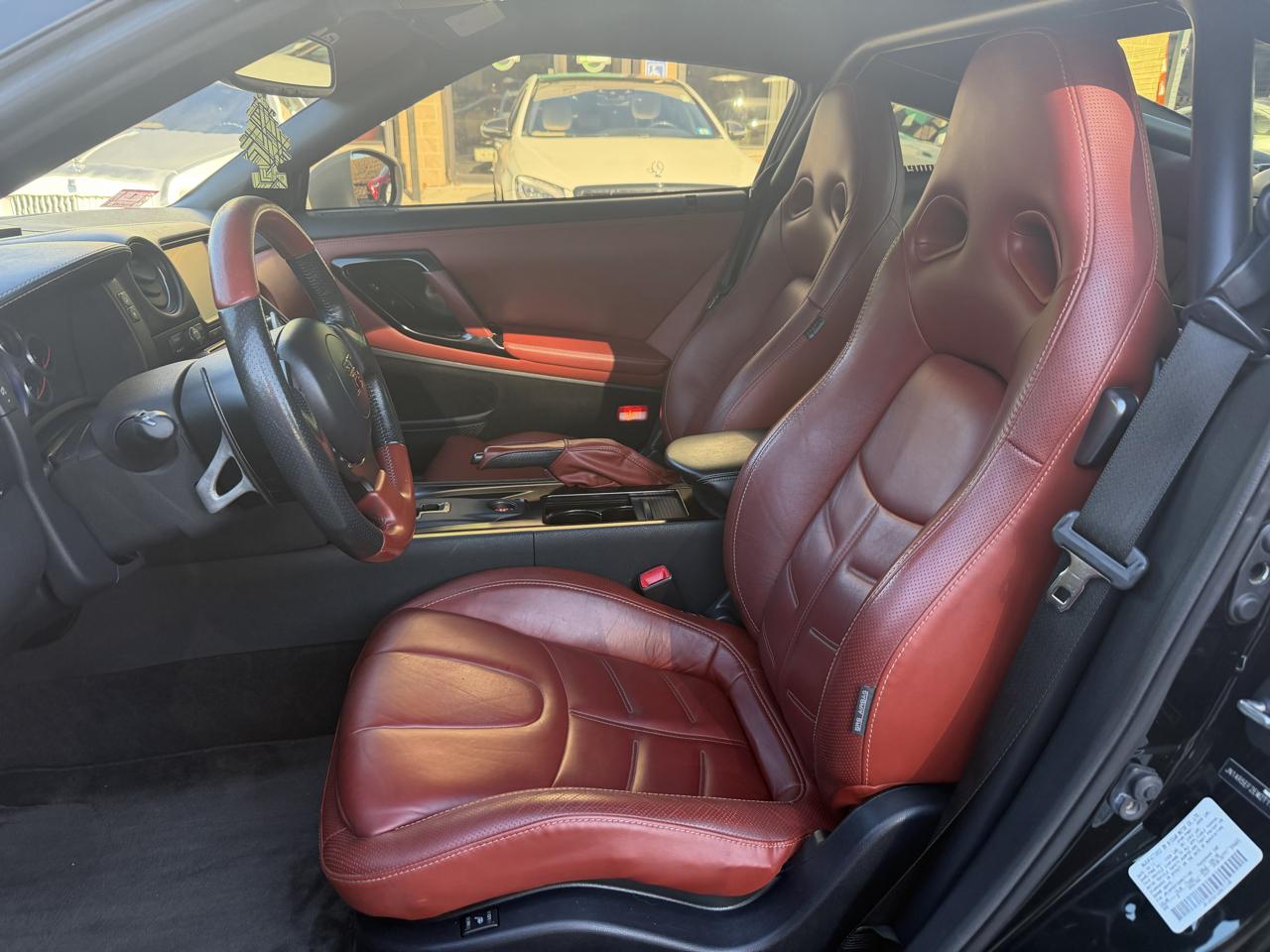 Nissan GT-R 2dr Cpe Premium 2014
