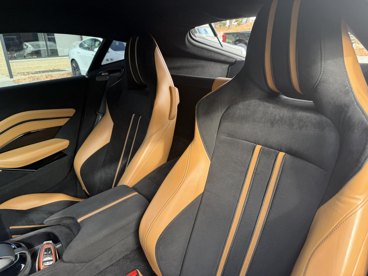 Aston Martin Vantage Coupe 2020