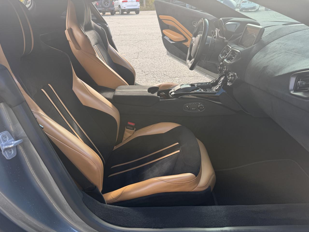 Aston Martin Vantage Coupe 2020