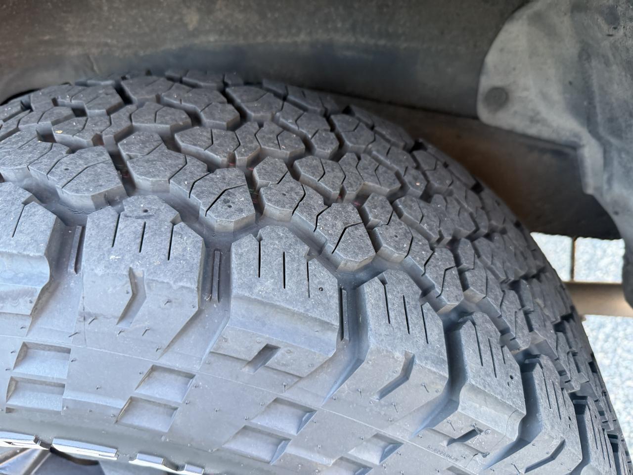 Toyota FJ Cruiser 4WD 4dr Man (Natl) 2012