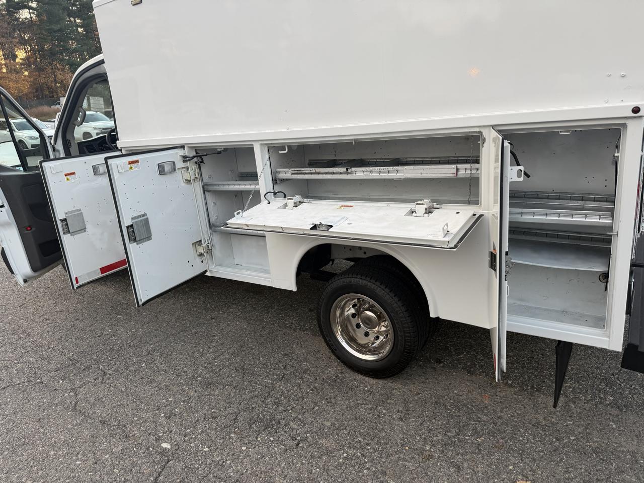Ford Transit Chassis T-350 RWD DRW 138" WB 9950 GVWR 2020