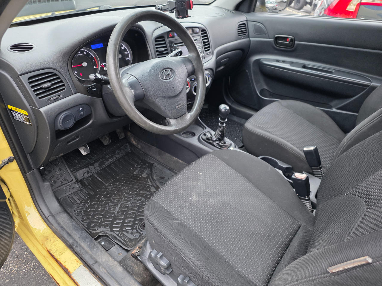 Hyundai Accent GS 3-Door 2010