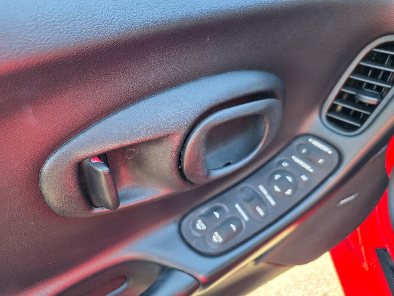 Chevrolet Corvette Coupe 2000