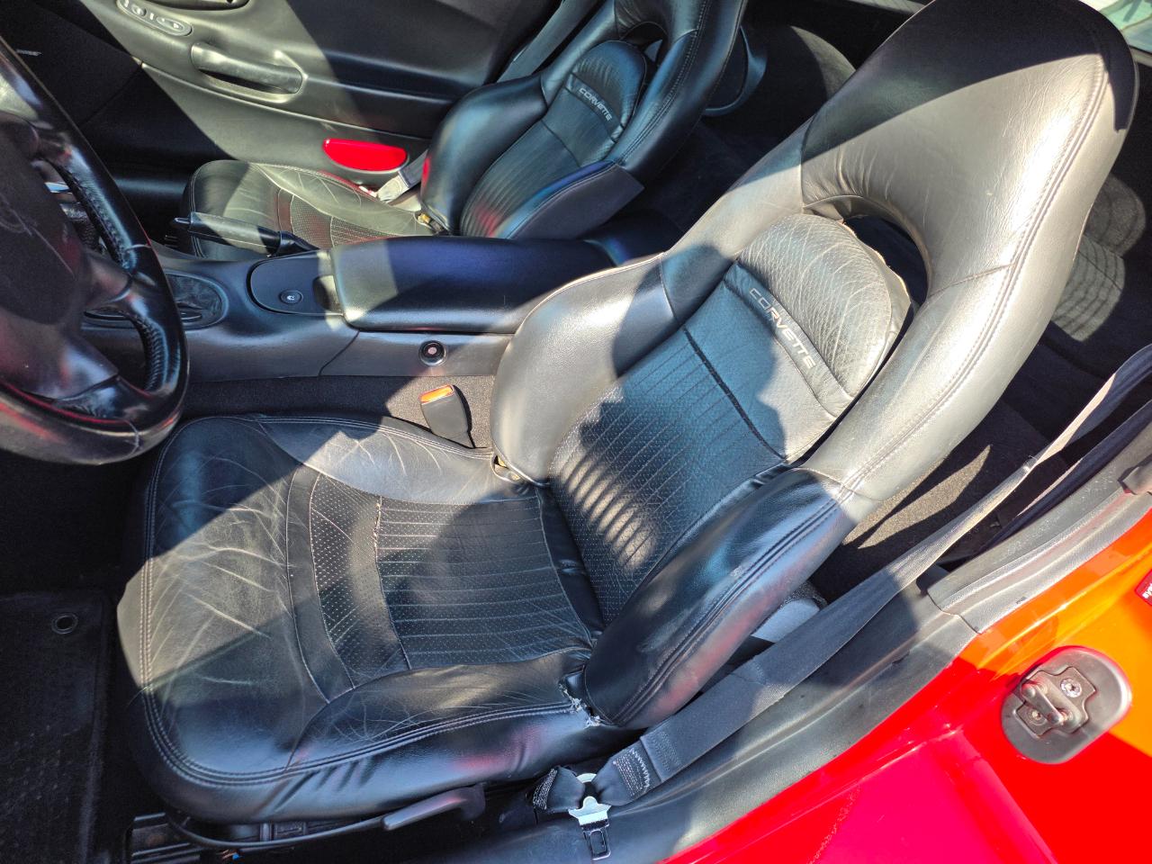 Chevrolet Corvette Coupe 2000