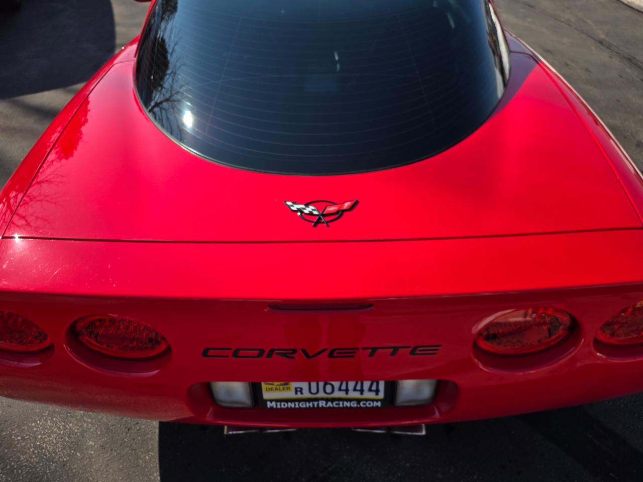 Chevrolet Corvette Coupe 2000