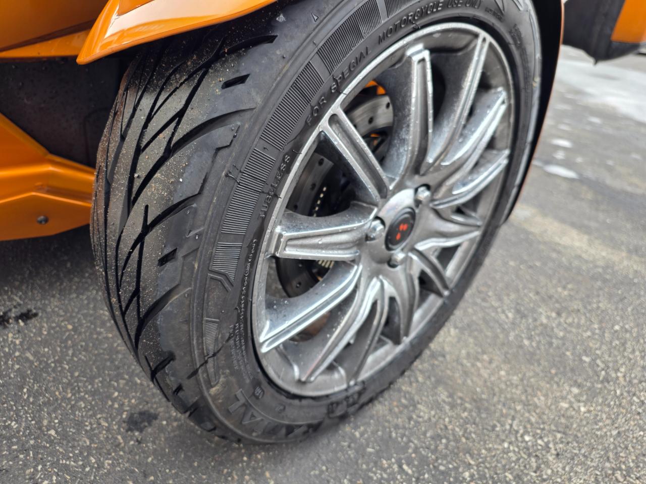 Can-Am Spyder ST/STS/ST Limited  2014