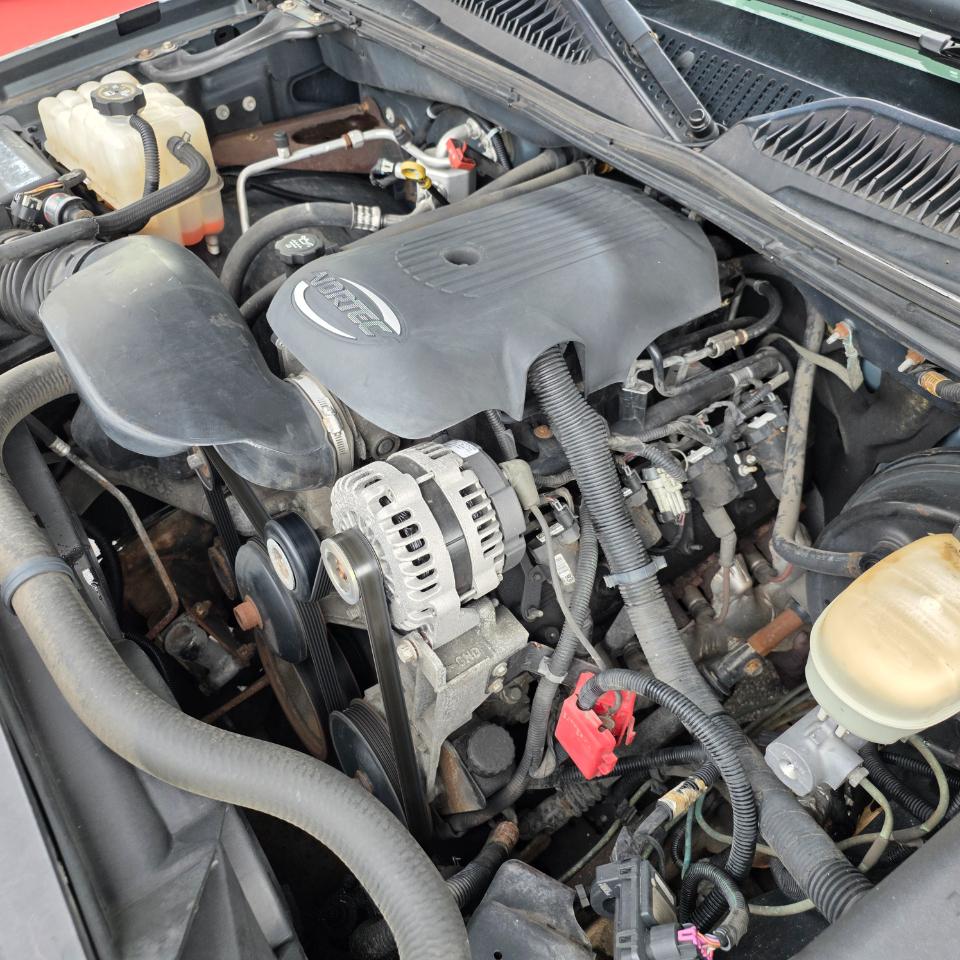 Chevrolet Silverado 1500 Work Truck Ext. Cab Long Box 4WD 2005