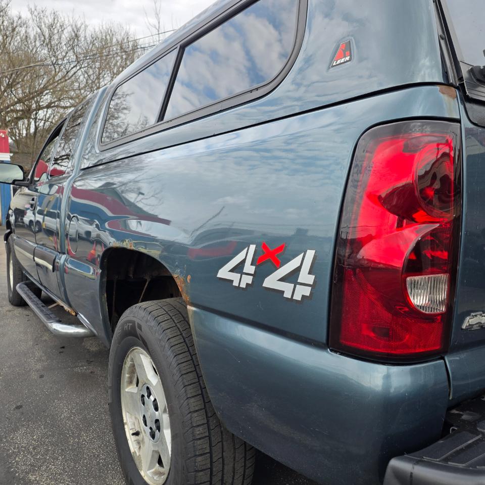 Chevrolet Silverado 1500 Work Truck Ext. Cab Long Box 4WD 2005