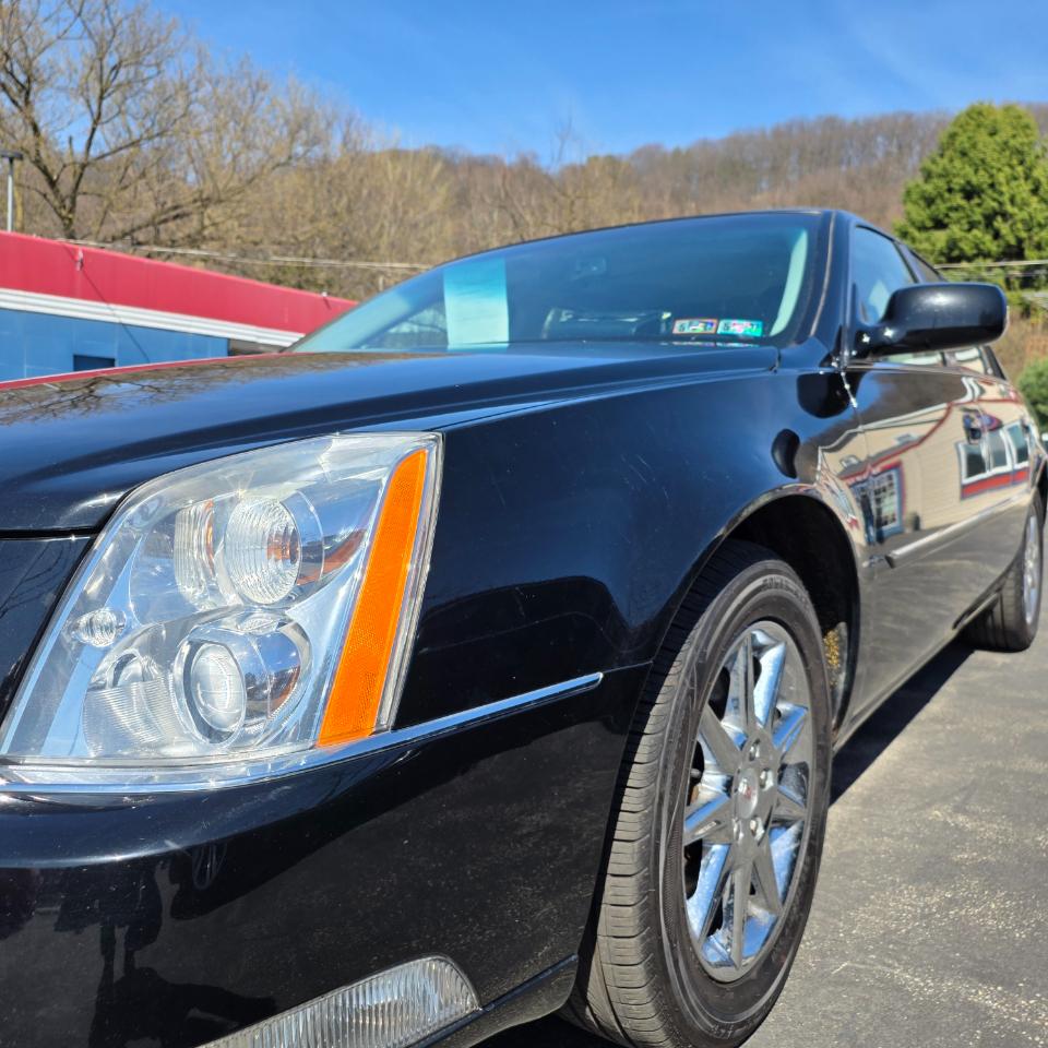 Cadillac DTS Luxury 2010