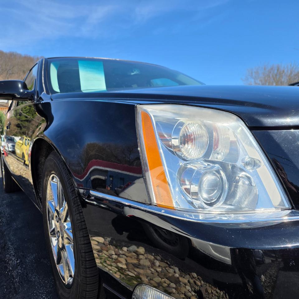 Cadillac DTS Luxury 2010