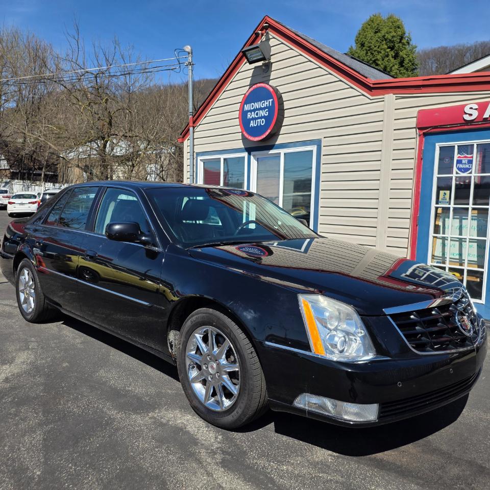 Cadillac DTS Luxury 2010