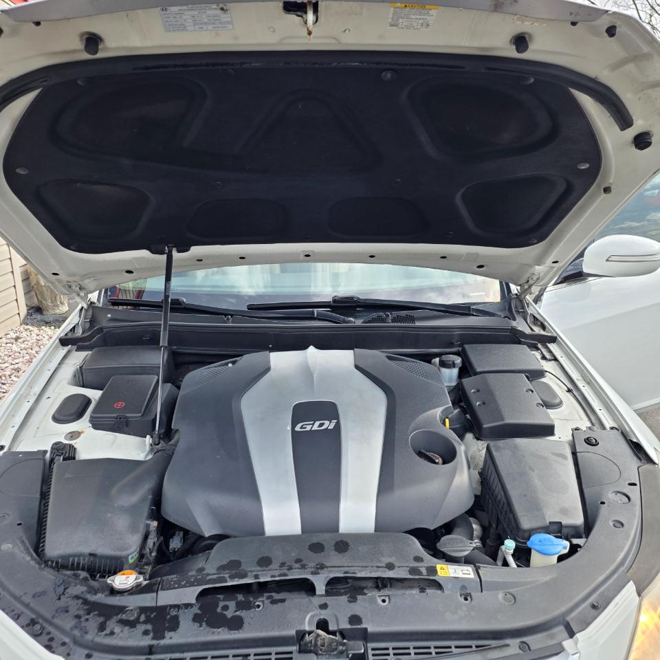 Hyundai Genesis 3.8L 2013