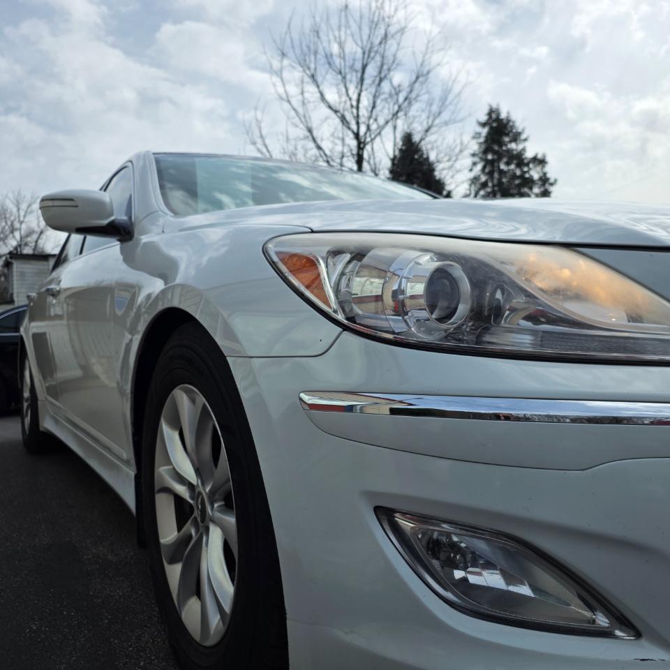 Hyundai Genesis 3.8L 2013