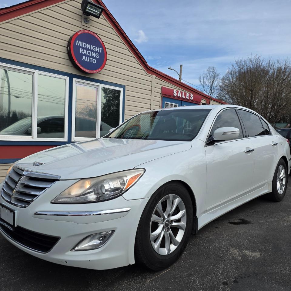 Hyundai Genesis 3.8L 2013