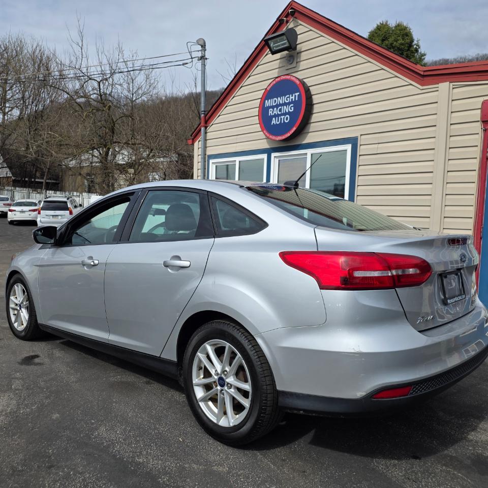 Ford Focus SE Sedan 2015