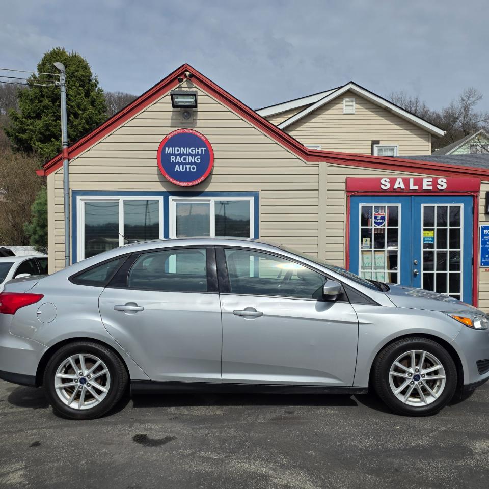 Ford Focus SE Sedan 2015