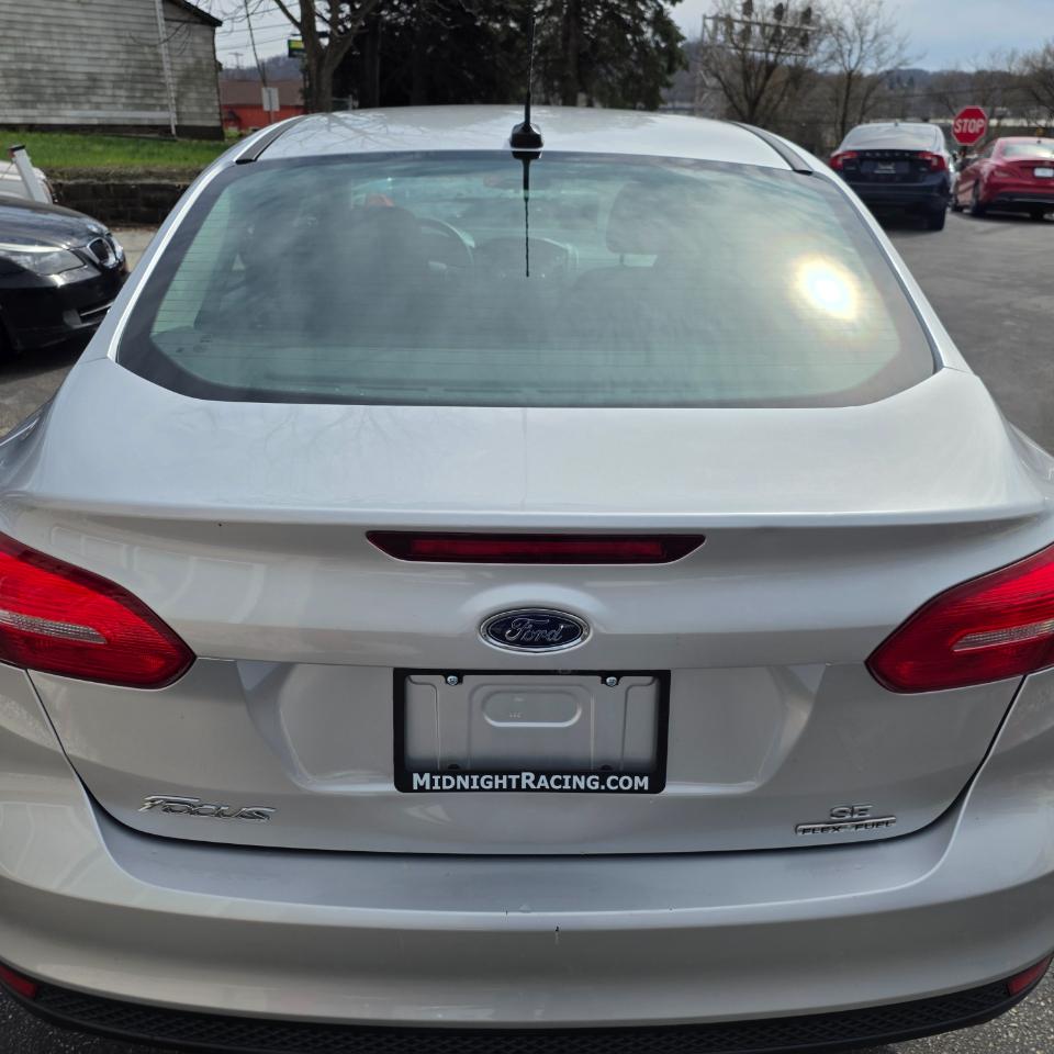 Ford Focus SE Sedan 2015