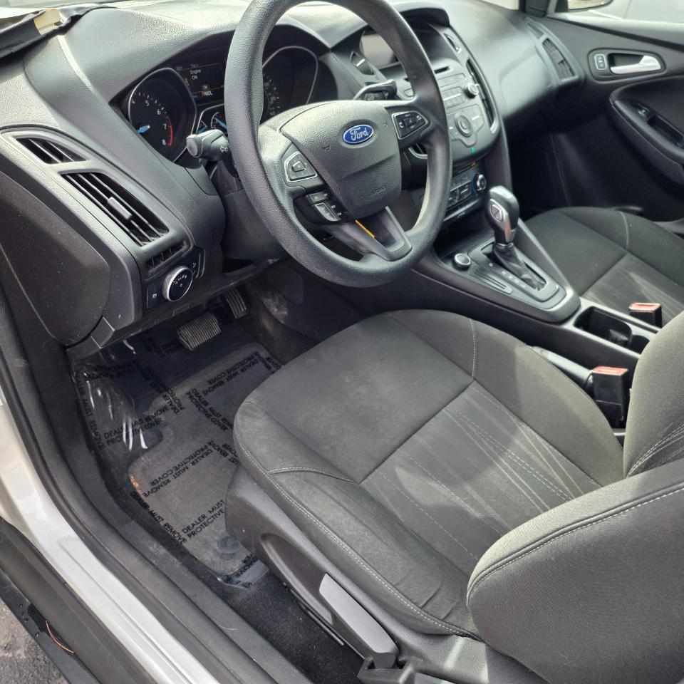 Ford Focus SE Sedan 2015