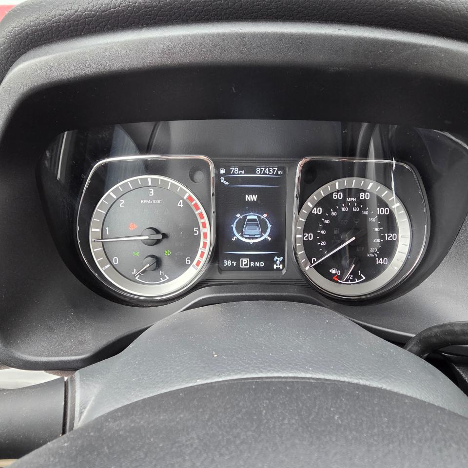 Nissan Titan XD SV 4WD Diesel 2017