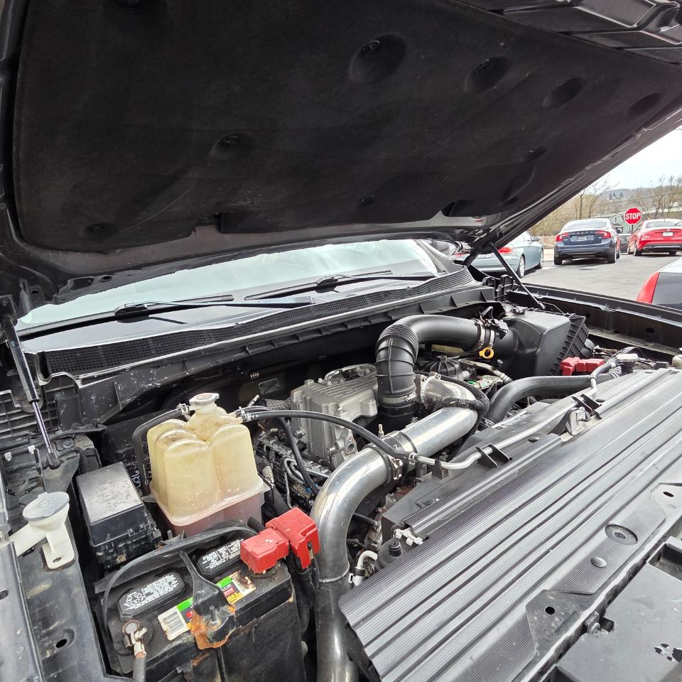 Nissan Titan XD SV 4WD Diesel 2017