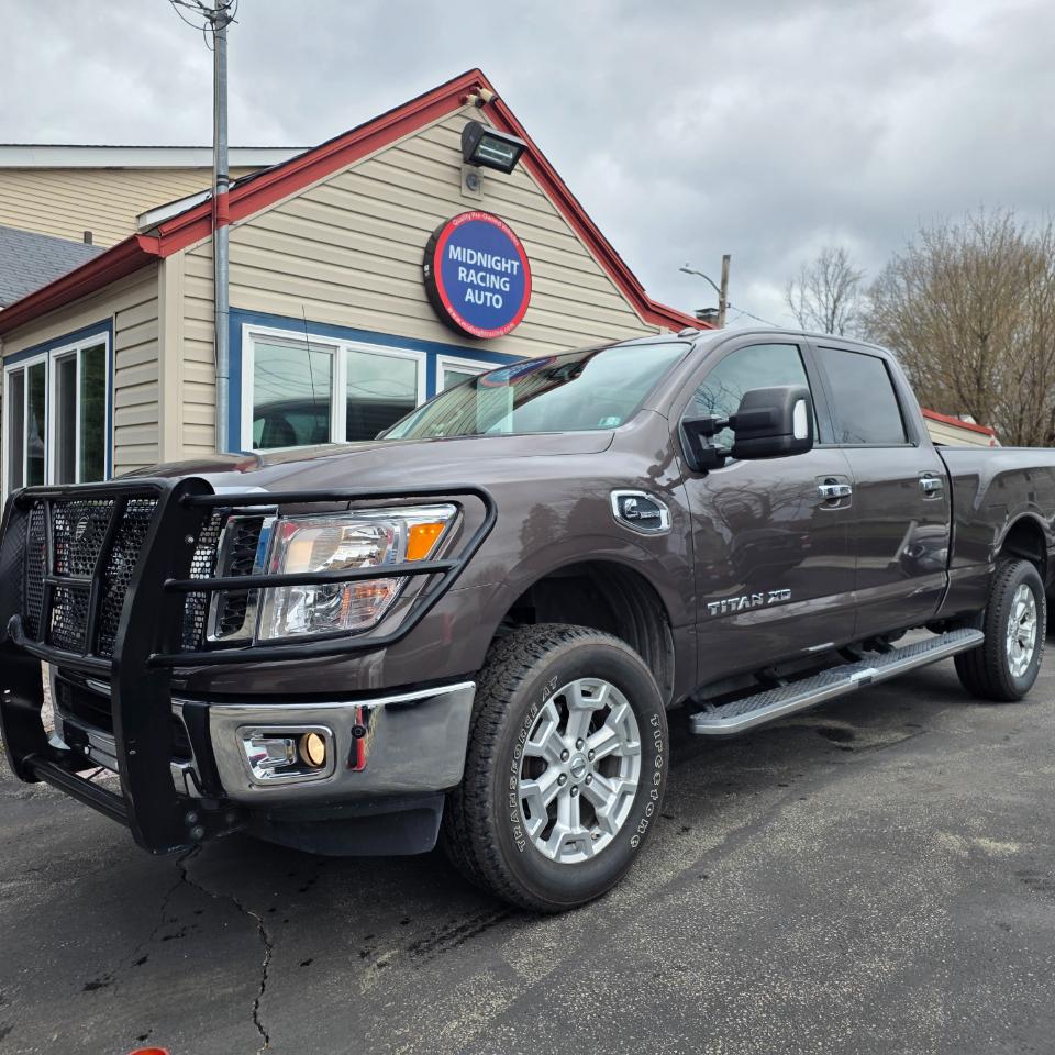 Nissan Titan XD SV 4WD Diesel 2017