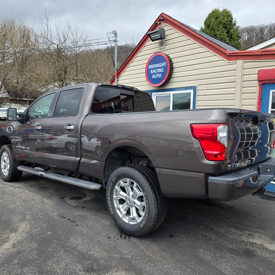 Nissan Titan XD SV 4WD Diesel 2017