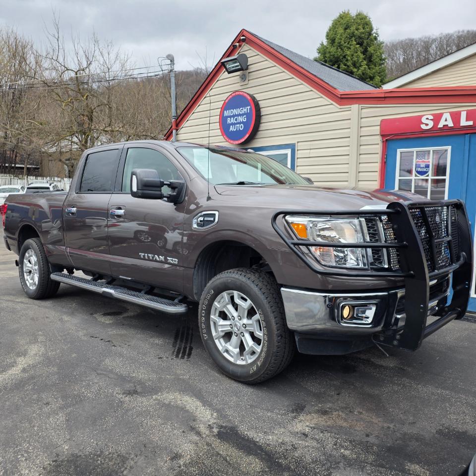 Nissan Titan XD SV 4WD Diesel 2017