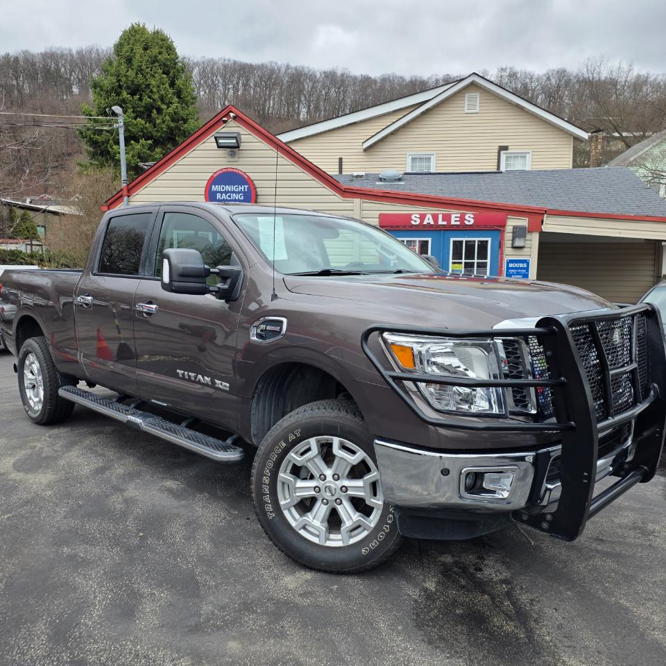 Nissan Titan XD SV 4WD Diesel 2017