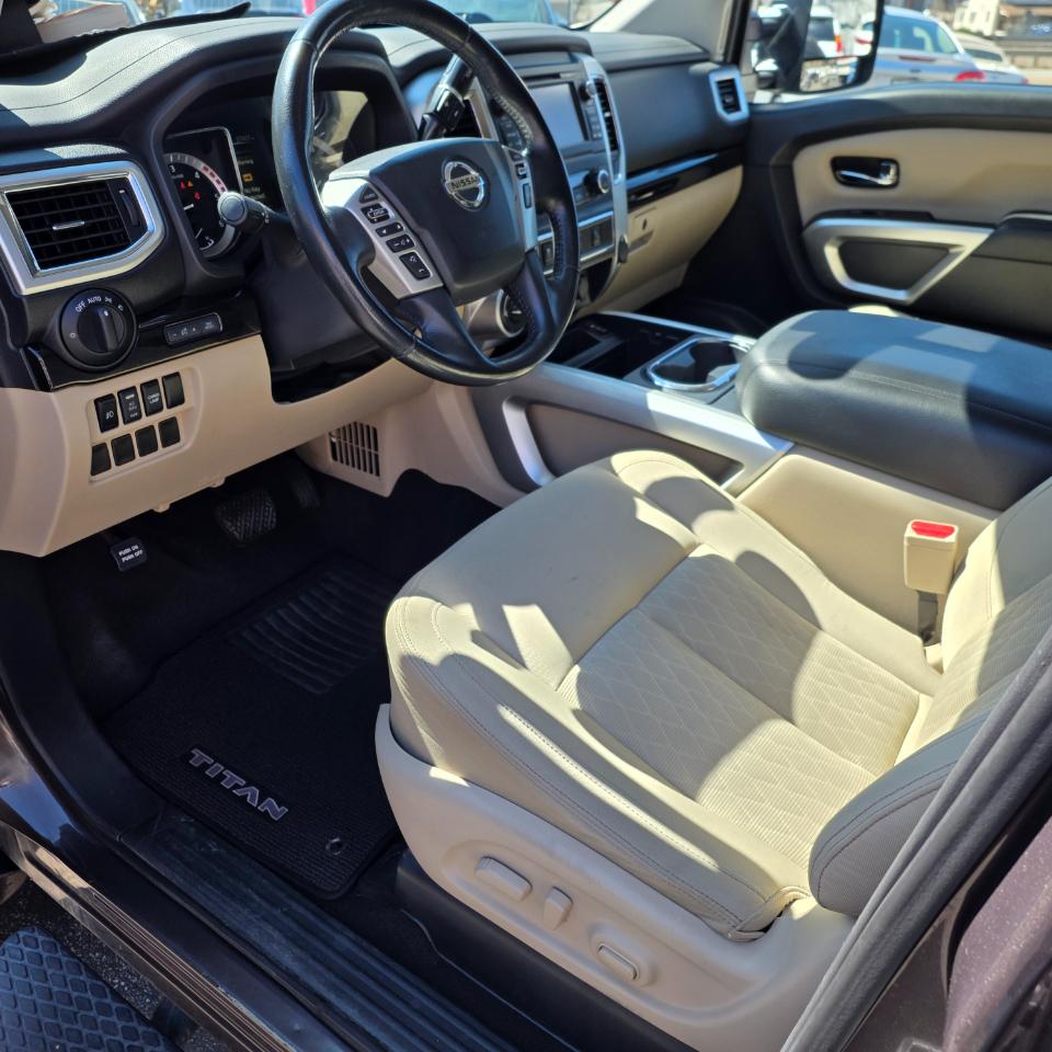 Nissan Titan XD SV 4WD Diesel 2017