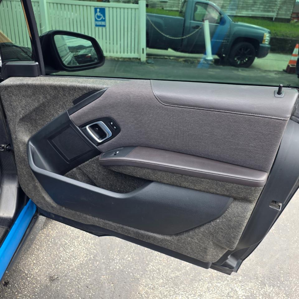 BMW i3 Base w/Range Extender 2015