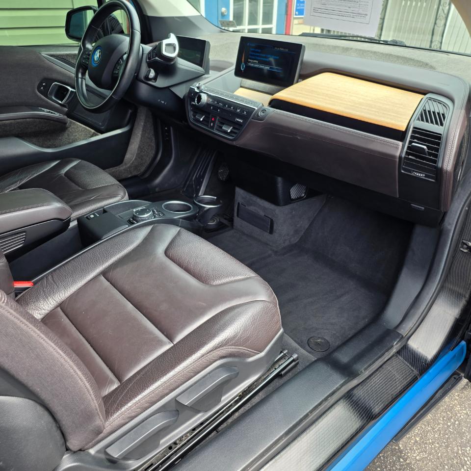 BMW i3 Base w/Range Extender 2015