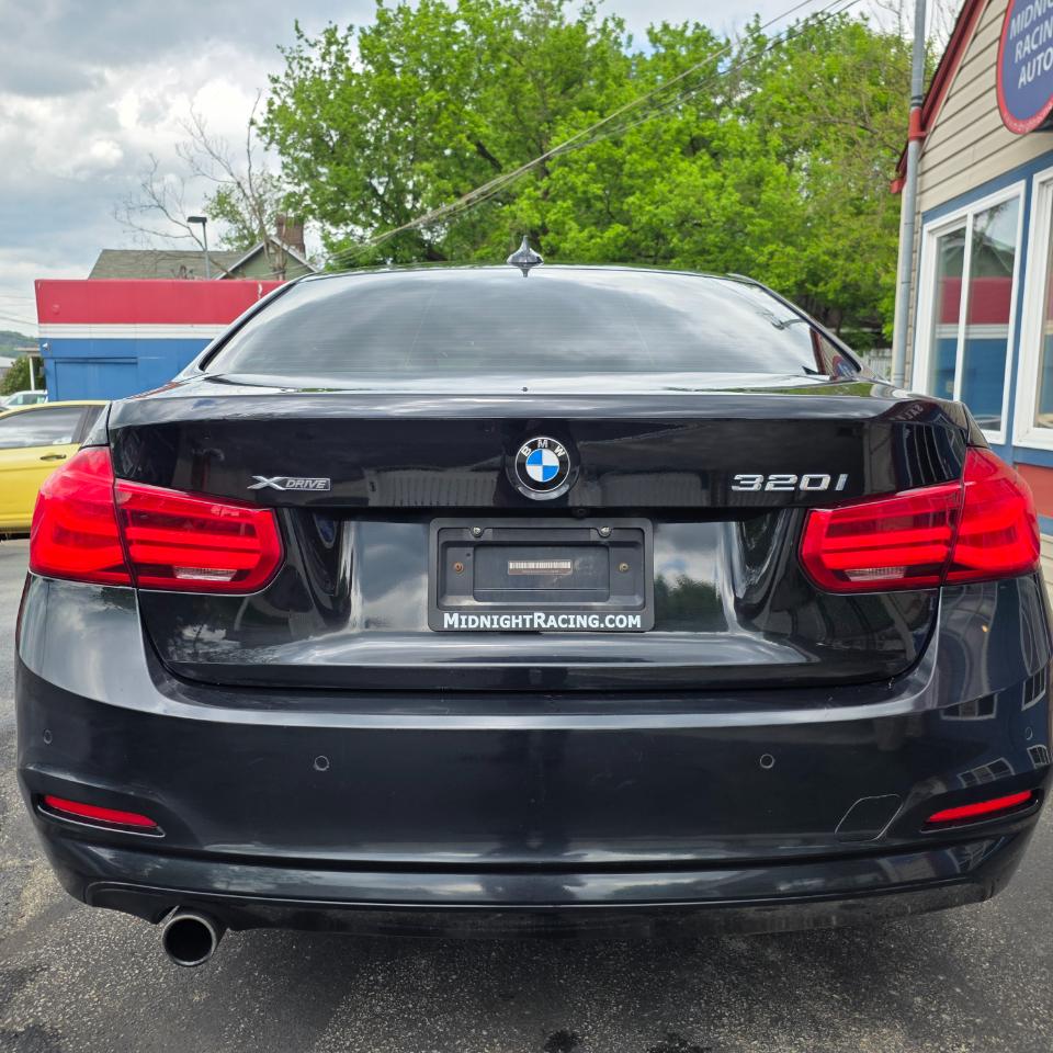 BMW 320i xDrive  2017