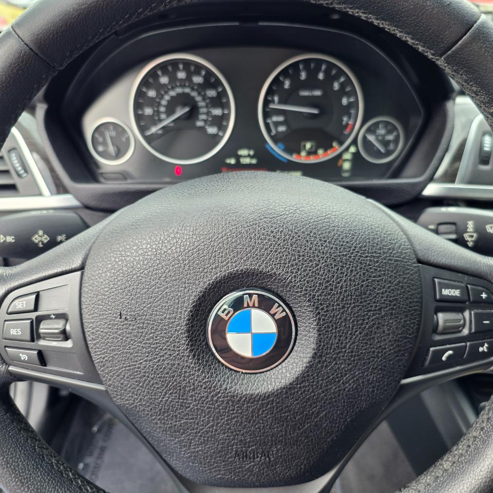 BMW 320i xDrive  2017