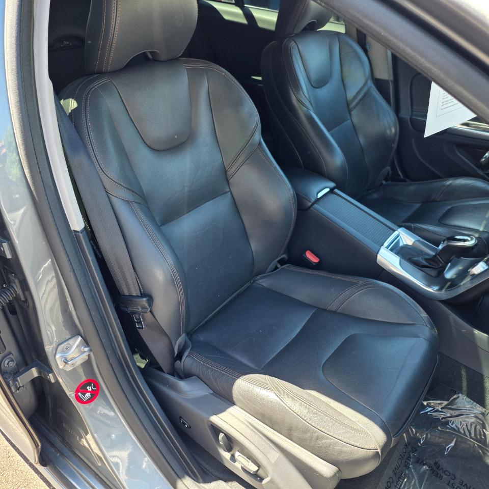 Volvo V60 Cross Country T5 2016