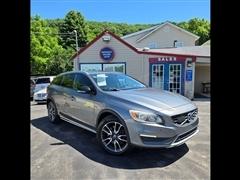 2016 Volvo V60 Cross Country 