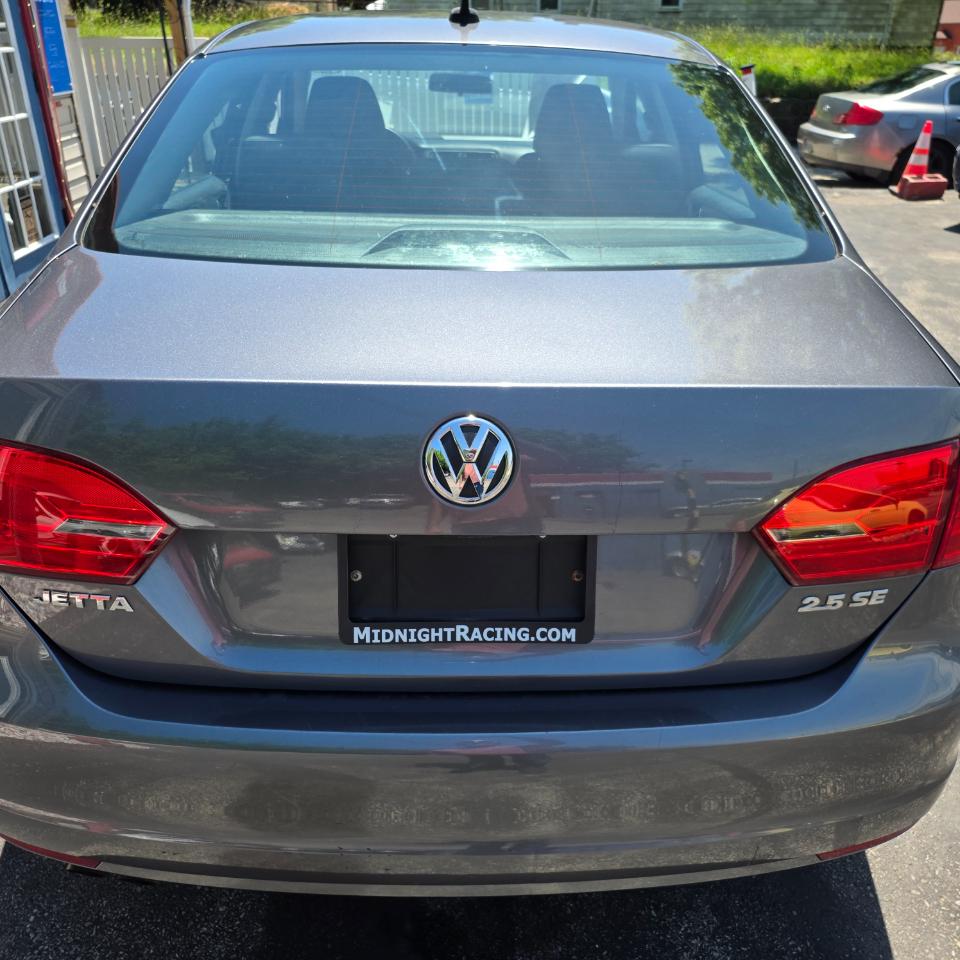 Volkswagen Jetta SE 2012
