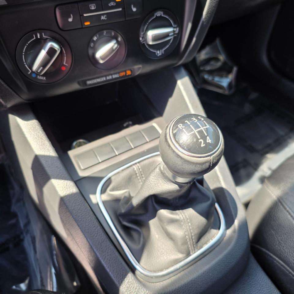 Volkswagen Jetta SE 2012