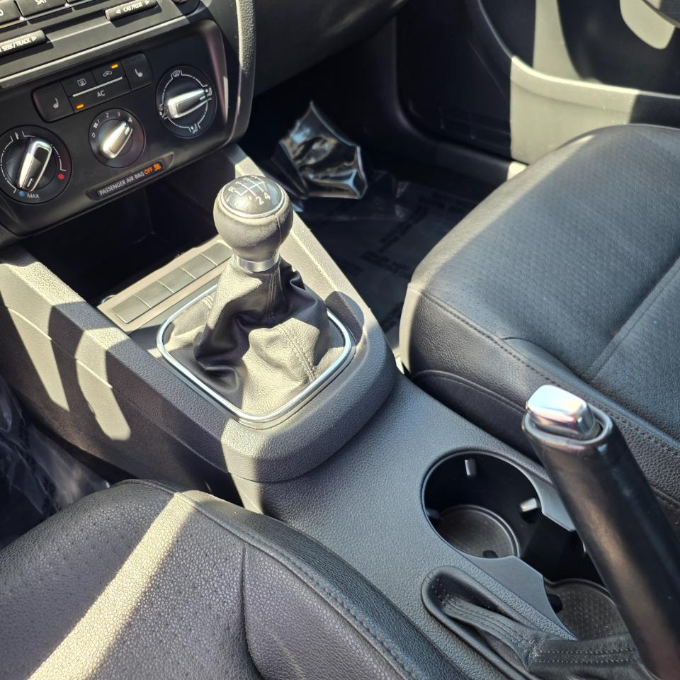 Volkswagen Jetta SE 2012