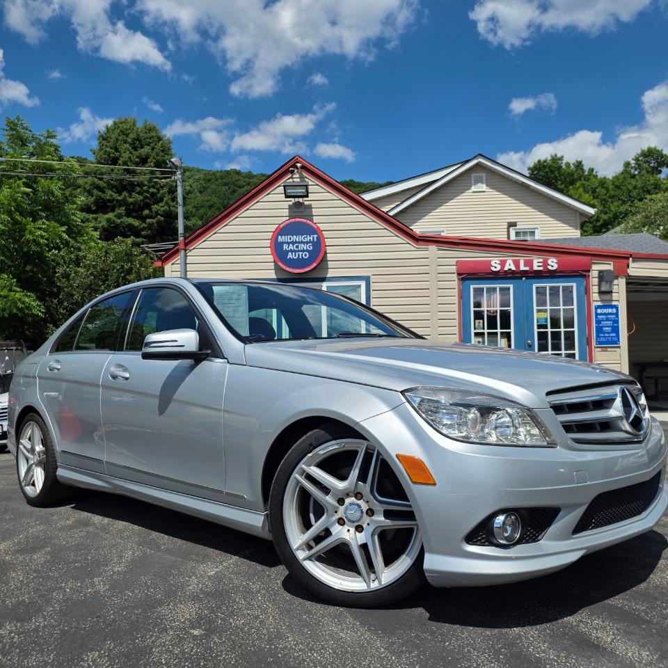 Mercedes-Benz C300  2010