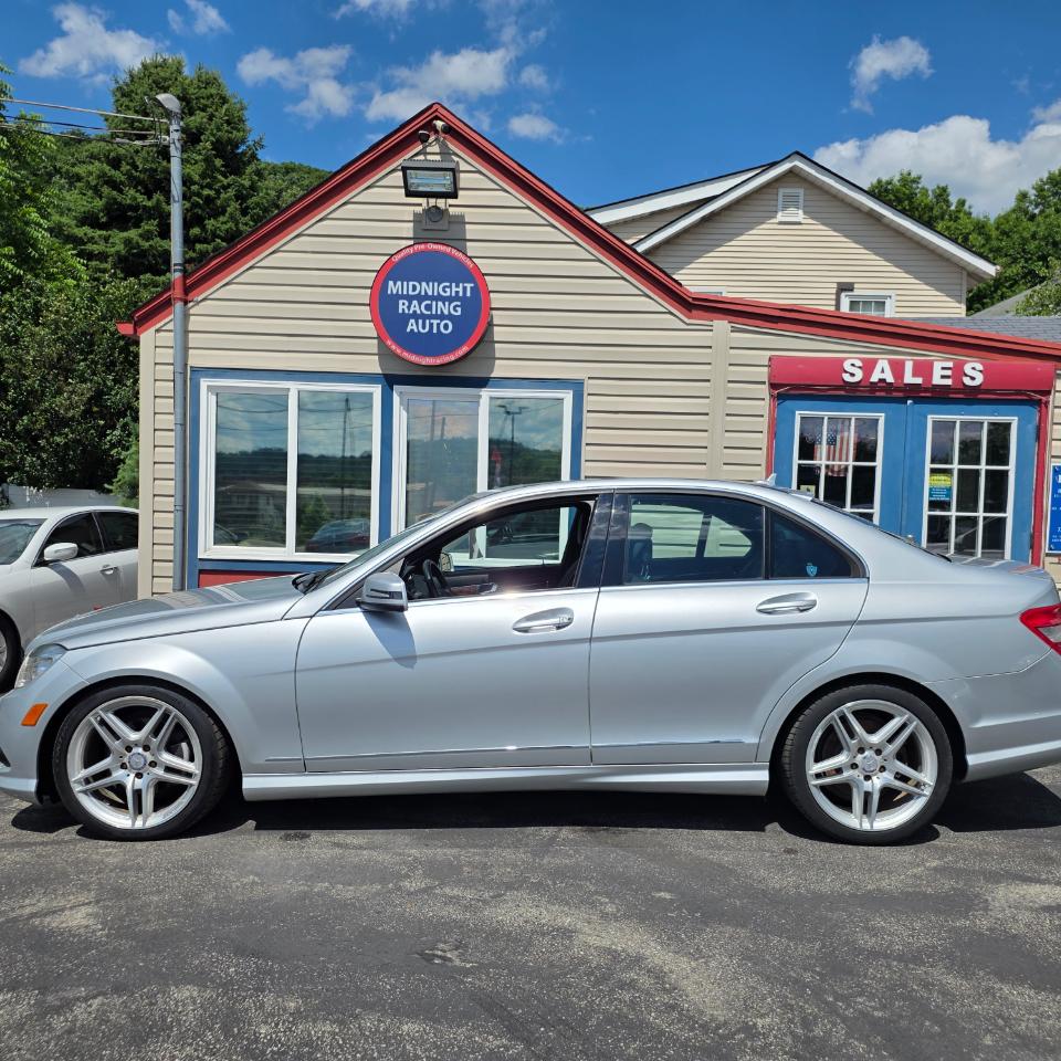 Mercedes-Benz C300  2010