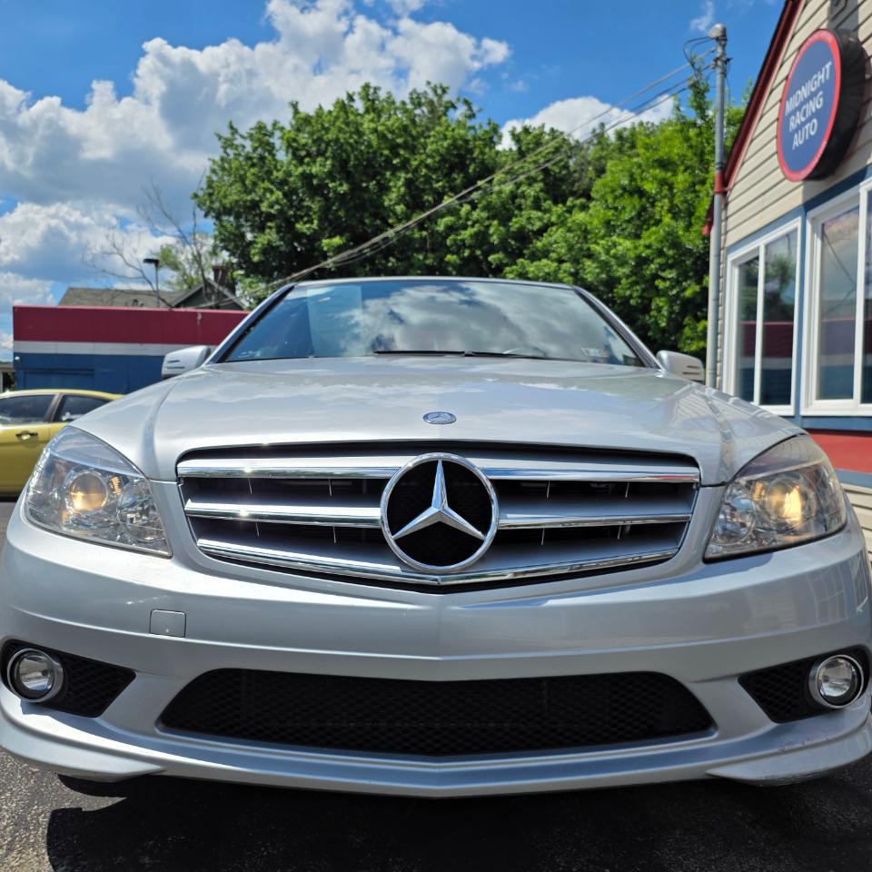 Mercedes-Benz C300  2010