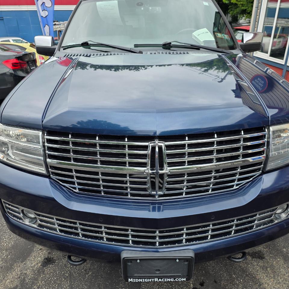 Lincoln Navigator 4WD Premium 2014