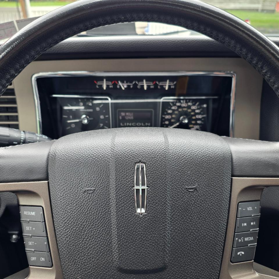 Lincoln Navigator 4WD Premium 2014